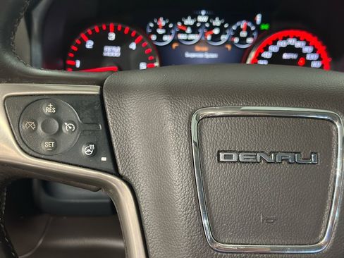 Used 2016 GMC Sierra 1500 Denali image 33