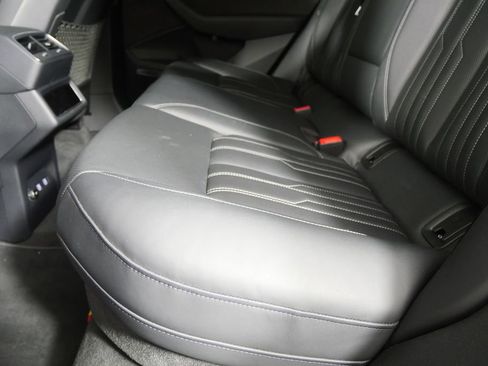 Used 2019 Audi e-tron Prestige w/ Prestige Package image 15