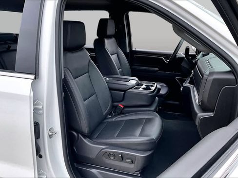 Used 2023 GMC Sierra 1500 AT4X w/ AT4X AEV Edition AWD/4WD image 9
