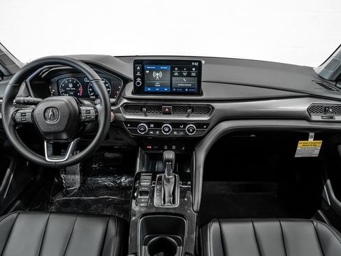 Used 2023 Acura Integra image 11