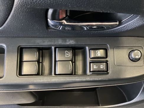 Used 2014 Subaru Crosstrek 2.0i Limited w/ Popular Package #1 image 16