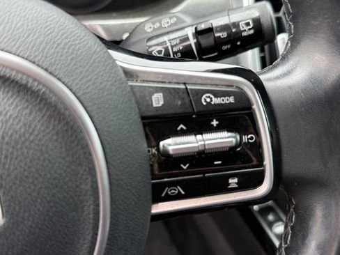 Used 2022 Kia Sorento SX FWD image 19