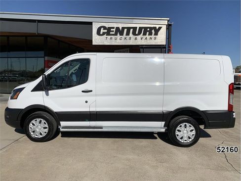 Used 2024 Ford Transit 250 Low Roof w/ Exterior Upgrade Package image 4