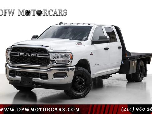 Used 2022 RAM 3500 Tradesman w/ Chrome Appearance Group AWD/4WD image 1