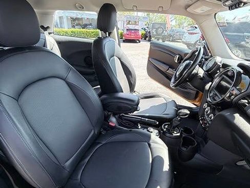 Used 2018 MINI Cooper 2-Door Hardtop FWD image 12