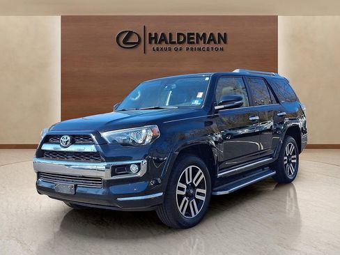 Used 2018 Toyota 4Runner Limited image 3
