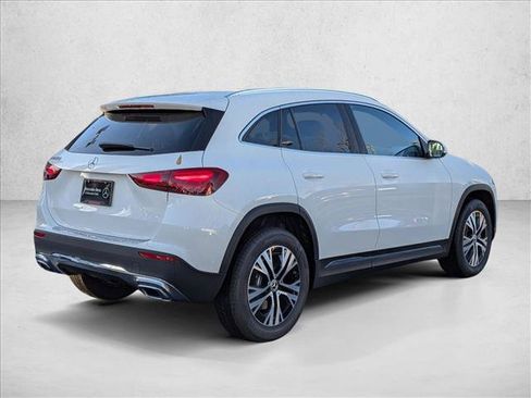 Certified 2026 Mercedes-Benz GLA 250 image 2