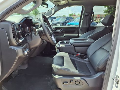 Used 2024 GMC Sierra 1500 SLT RWD image 16