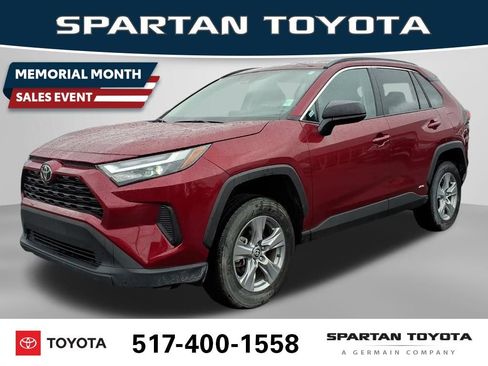 Used 2025 Toyota RAV4 LE AWD/4WD image 1