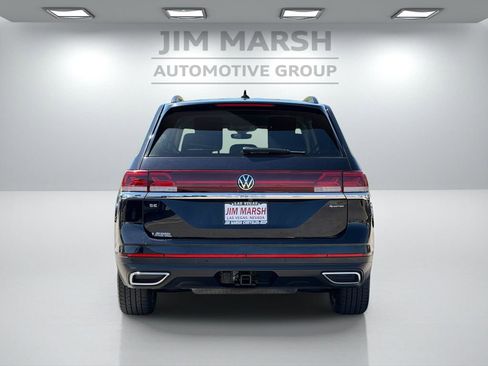 Used 2025 Volkswagen Atlas SE AWD/4WD image 6