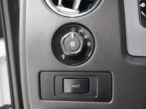 Used 2013 Ford F150 XLT w/ Luxury Equipment Group image 20