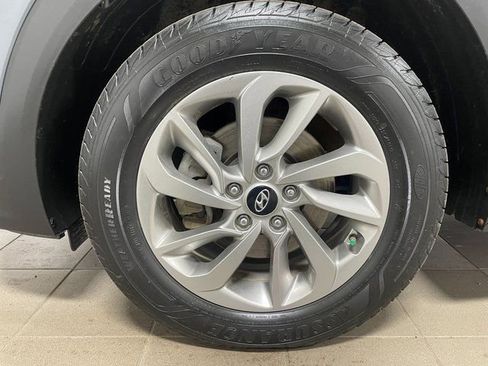 Used 2017 Hyundai Tucson SE AWD/4WD image 7