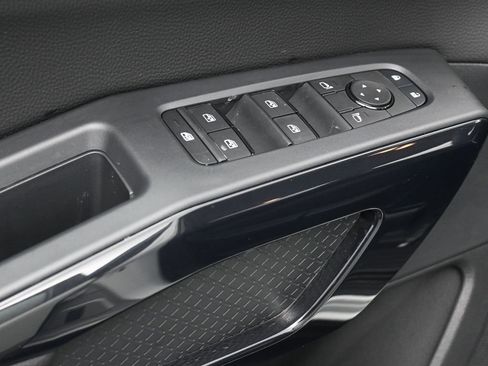 New 2026 Nissan Pathfinder S AWD/4WD image 15