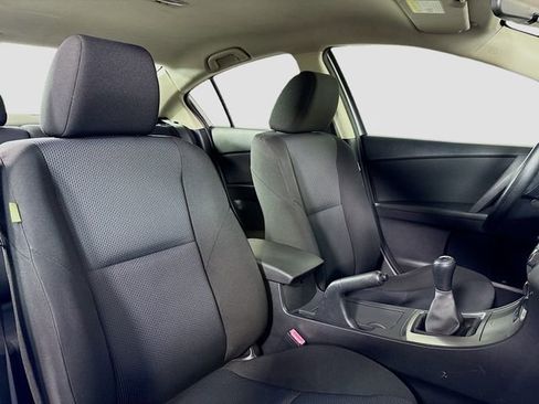 Used 2011 MAZDA MAZDA3 i Sport image 23