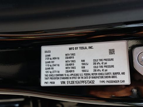 Used 2023 Tesla Model 3 Standard Range RWD image 54