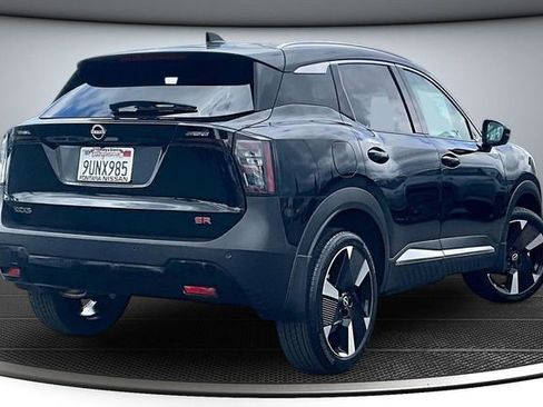 Certified 2025 Nissan Kicks SR FWD image 6