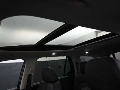 Used 2023 Honda Pilot Touring image 30