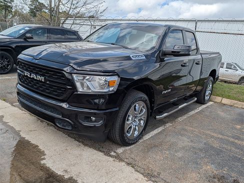 Used 2023 RAM 1500 Big Horn image 3