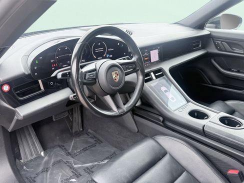 Used 2023 Porsche Taycan image 12