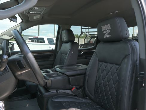 Used 2023 GMC Sierra 1500 SLE AWD/4WD image 9