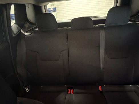 Used 2020 Jeep Renegade Trailhawk AWD/4WD image 13