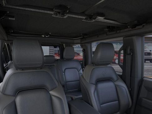 New 2025 Ford Bronco Outer Banks image 12