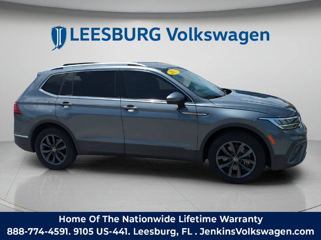 Used 2022 Volkswagen Tiguan SE FWD image 2
