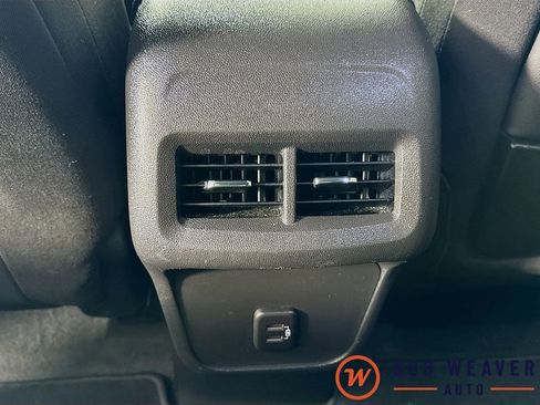 Used 2023 GMC Terrain SLE w/ Driver Convenience Package AWD/4WD image 32