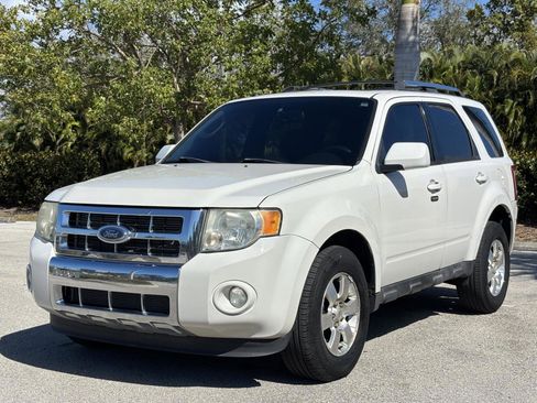 Used 2011 Ford Escape Limited w/ 301A Rapid Spec Order Code image 2