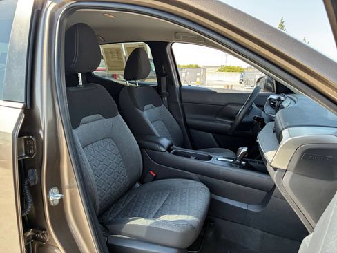 Used 2026 Nissan Kicks SV FWD image 35