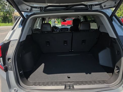 Certified 2023 GMC Terrain AT4 AWD/4WD image 24