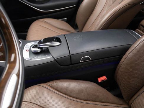 Used 2016 Mercedes-Benz Maybach S 600 image 28