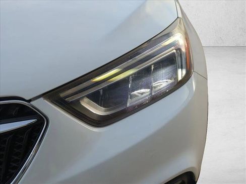 Used 2017 Buick Encore Essence image 9