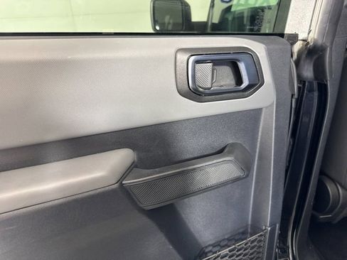Used 2022 Ford Bronco Big Bend w/ Sasquatch Package AWD/4WD image 32