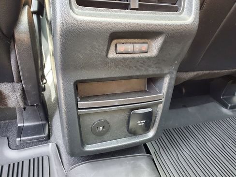 Used 2023 Ford Edge Titanium w/ Equipment Group 301A AWD/4WD image 11