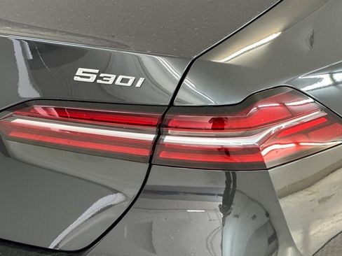 New 2026 BMW 530i image 12