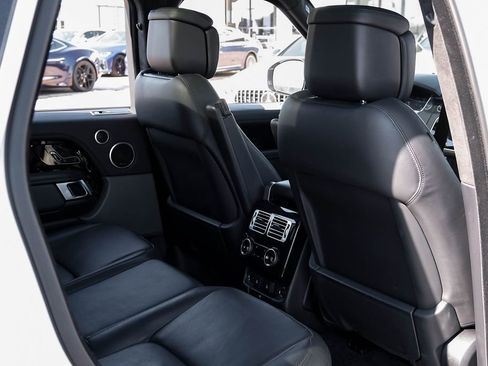 Used 2018 Land Rover Range Rover Supercharged image 43
