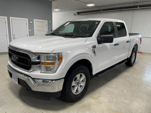 Used 2021 Ford F150 XLT w/ Trailer Tow Package AWD/4WD image 3