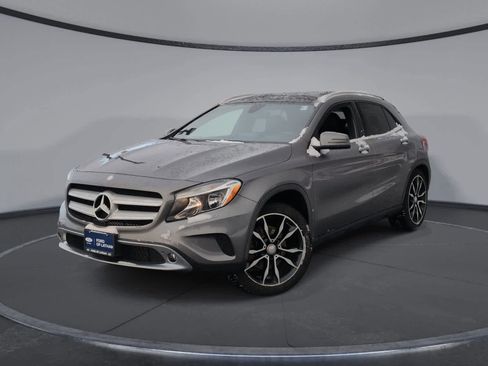 Used 2016 Mercedes-Benz GLA 250 4MATIC image 1