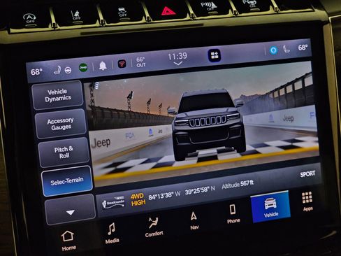 Used 2022 Jeep Grand Cherokee Summit w/ Luxury Tech Group V AWD/4WD image 27