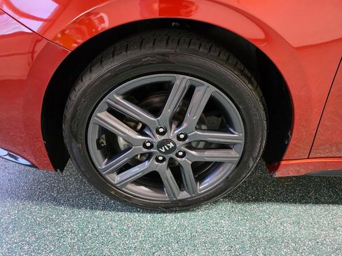 Used 2021 Kia Forte GT-Line w/ GT-Line Premium Package image 12