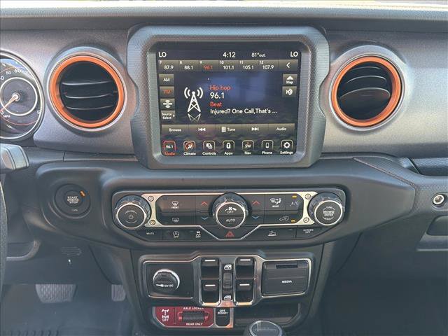Used 2023 Jeep Gladiator Mojave AWD/4WD image 18