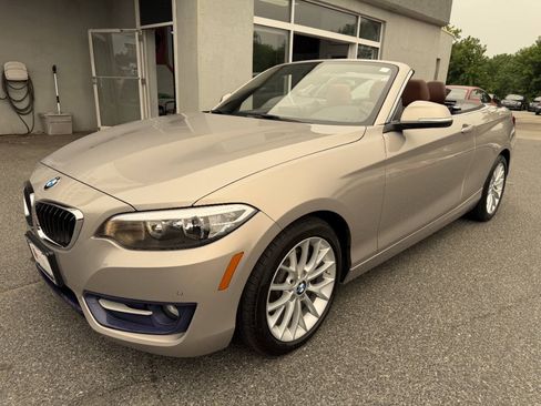 Used 2016 BMW 228i xDrive Convertible AWD/4WD image 3