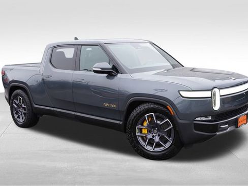 Used 2022 Rivian R1T Launch Edition image 2