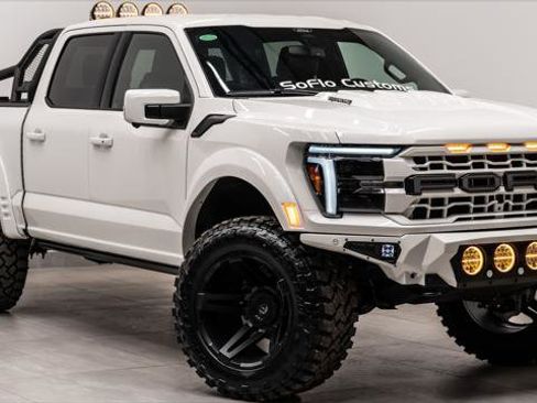 Used 2025 Ford F150 Lariat w/ Equipment Group 501A Mid image 6