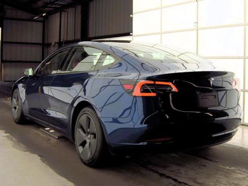 Used 2020 Tesla Model 3 Standard Range Plus RWD image 6