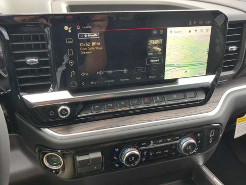 New 2026 GMC Sierra 1500 SLT w/ SLT Premium Plus Package AWD/4WD image 19