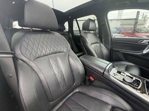 Used 2025 BMW X5 xDrive50e w/ Climate Comfort Package AWD/4WD image 26