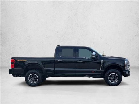 Certified 2024 Ford F250 Platinum w/ Tremor Off-Road Package AWD/4WD image 4