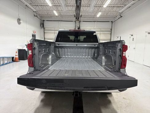 Certified 2023 Chevrolet Silverado 1500 LT AWD/4WD image 15